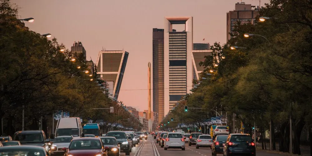 Beneficios de ubicar tu empresa en Paseo de la Castellana (y por qué Ibercenter es el mejor ejemplo)