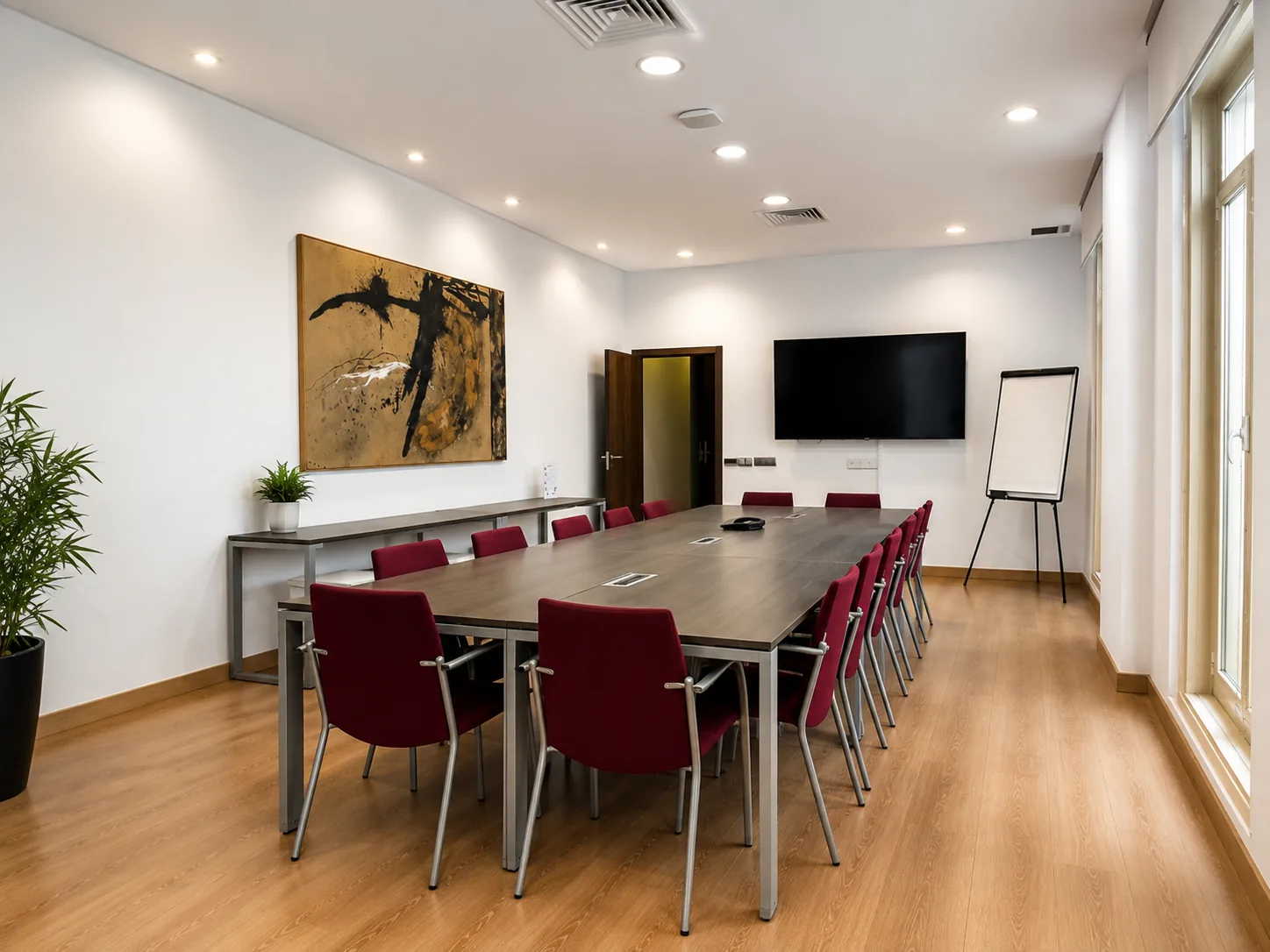 Hybrid meetings: what AV equipment you need depending on room size